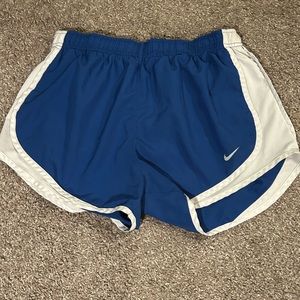 Women Nike shorts